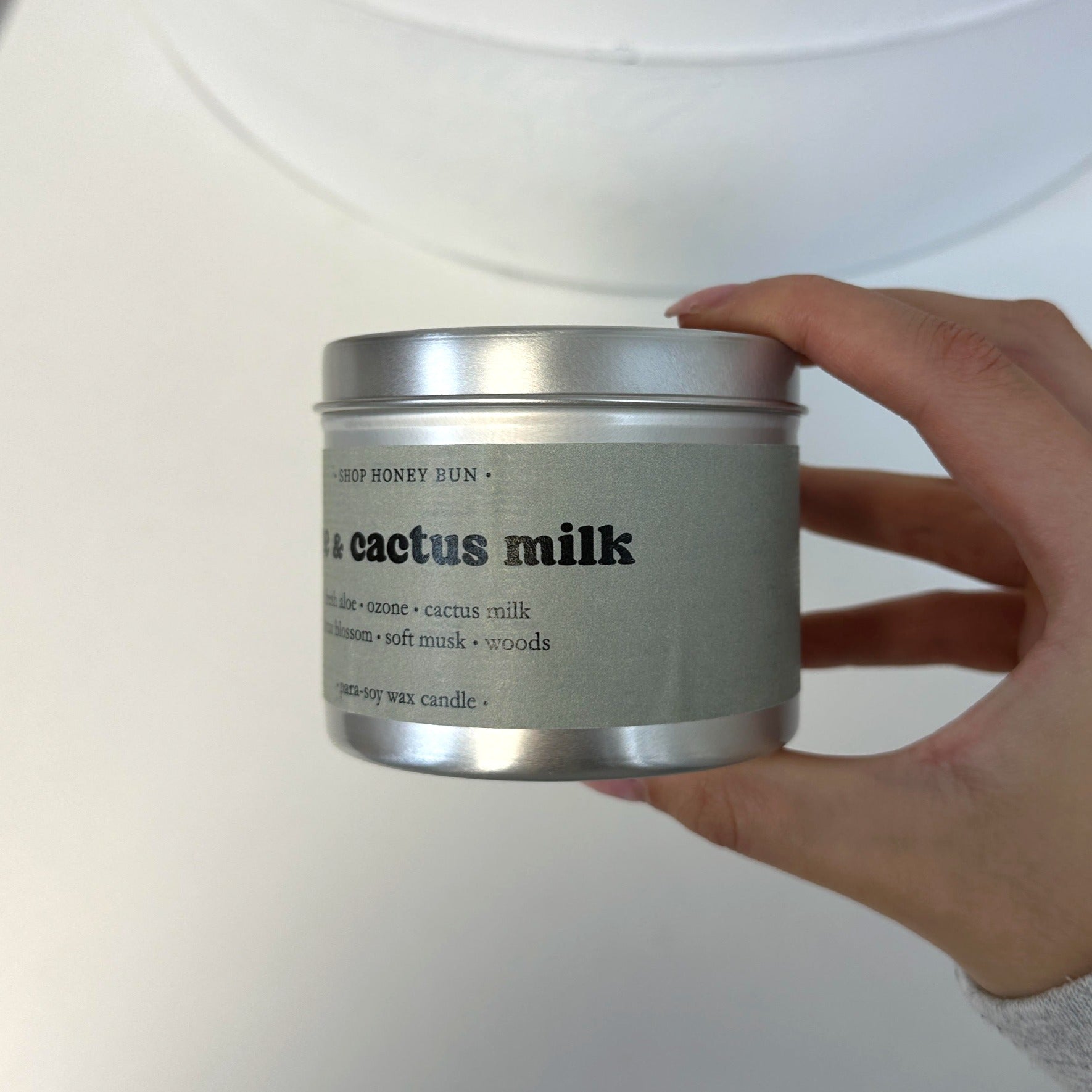 IMPERFECT LABEL Avocado & Sea Salt Candle - 30hr image 3